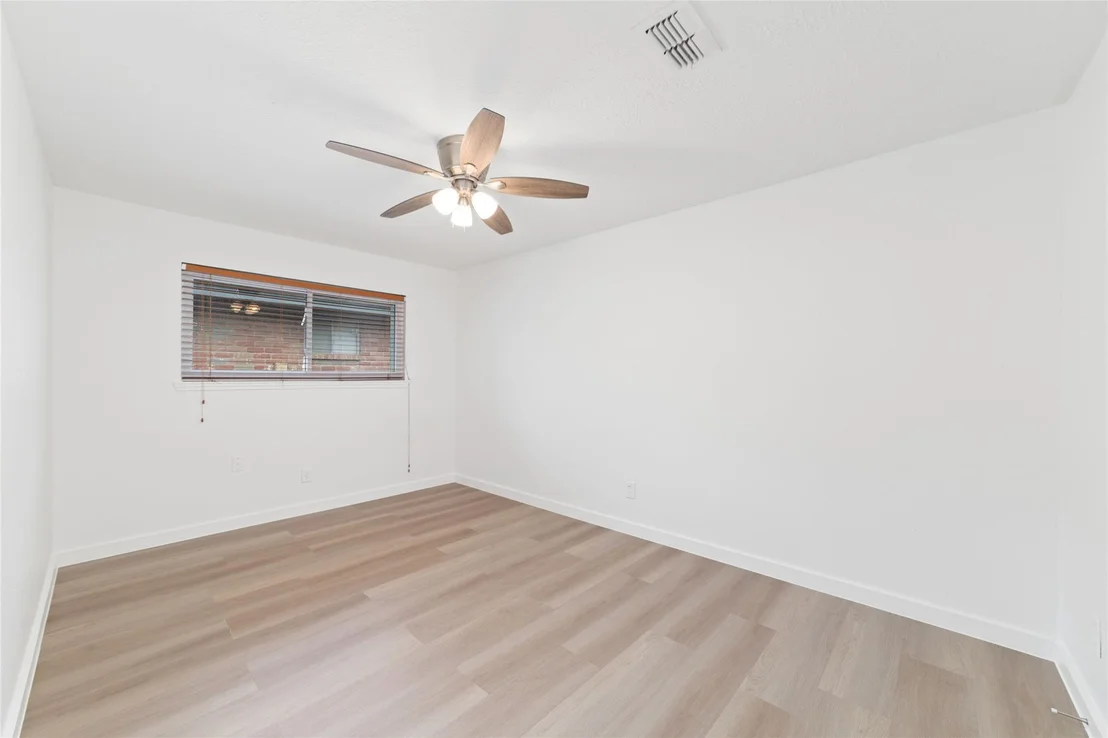 Photo of 2500 Parkway Avenue
