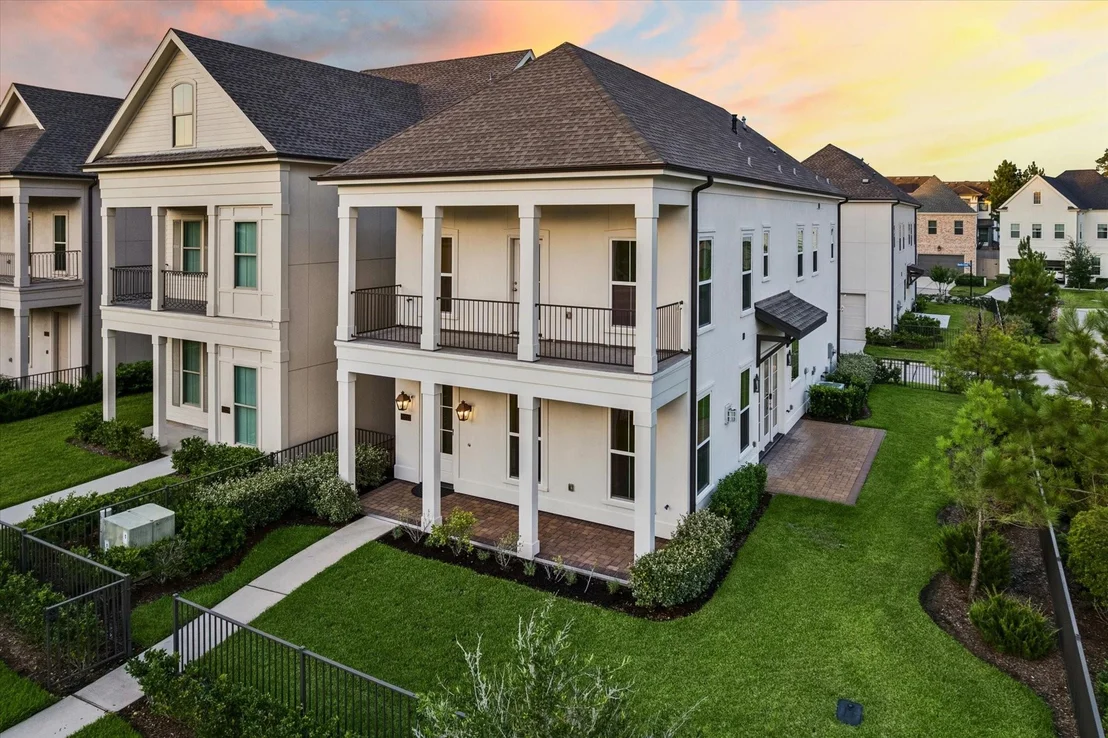 Photo of 25233 Liberty Mill Drive