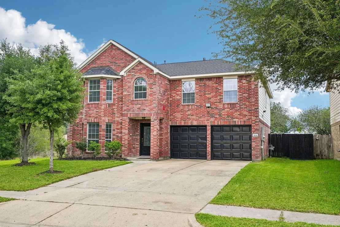 Photo of 5119 Laurynnbrook Drive