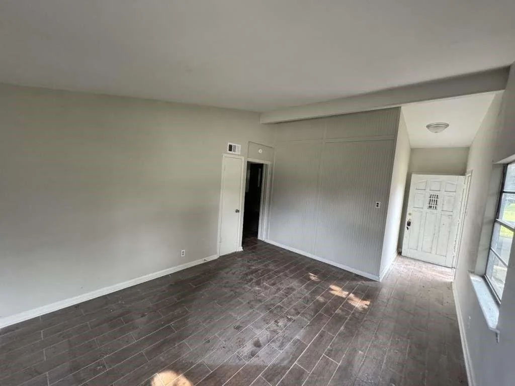 Photo of 270 Triangle Drive