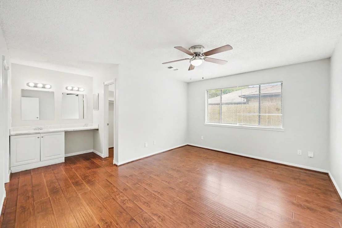 Photo of 18511 Sweetmeadow Drive