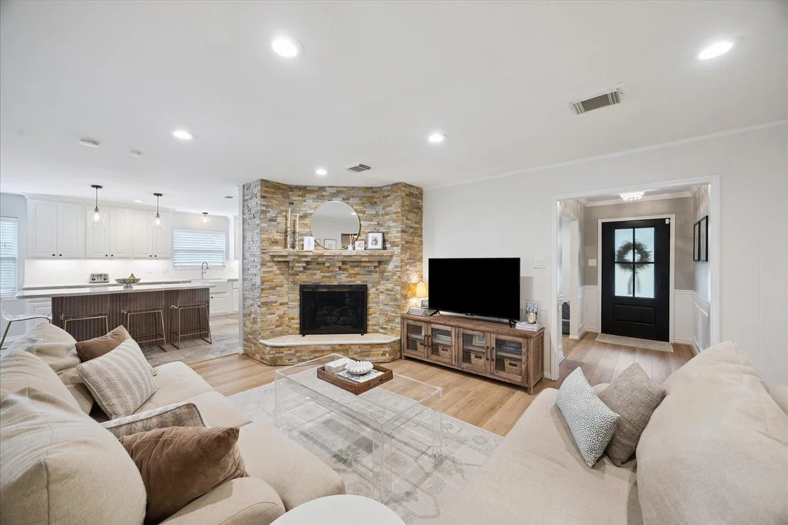 Photo of 2622 Anniston Drive