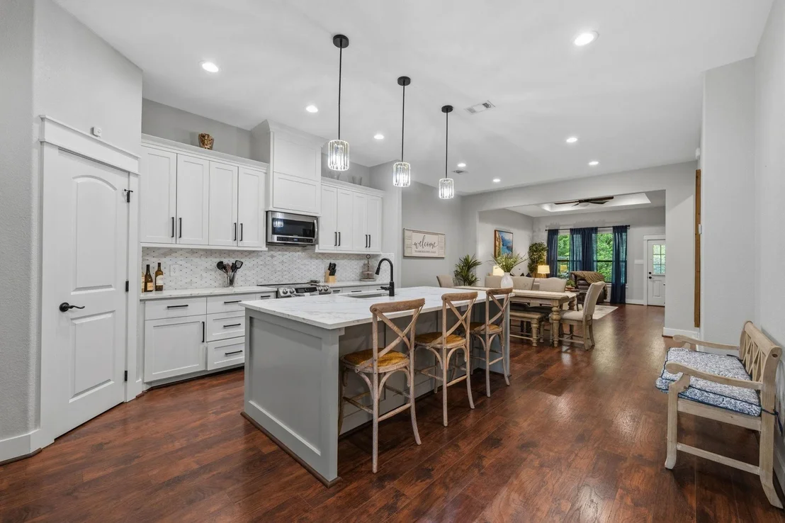 Photo of 13211 Doral Circle