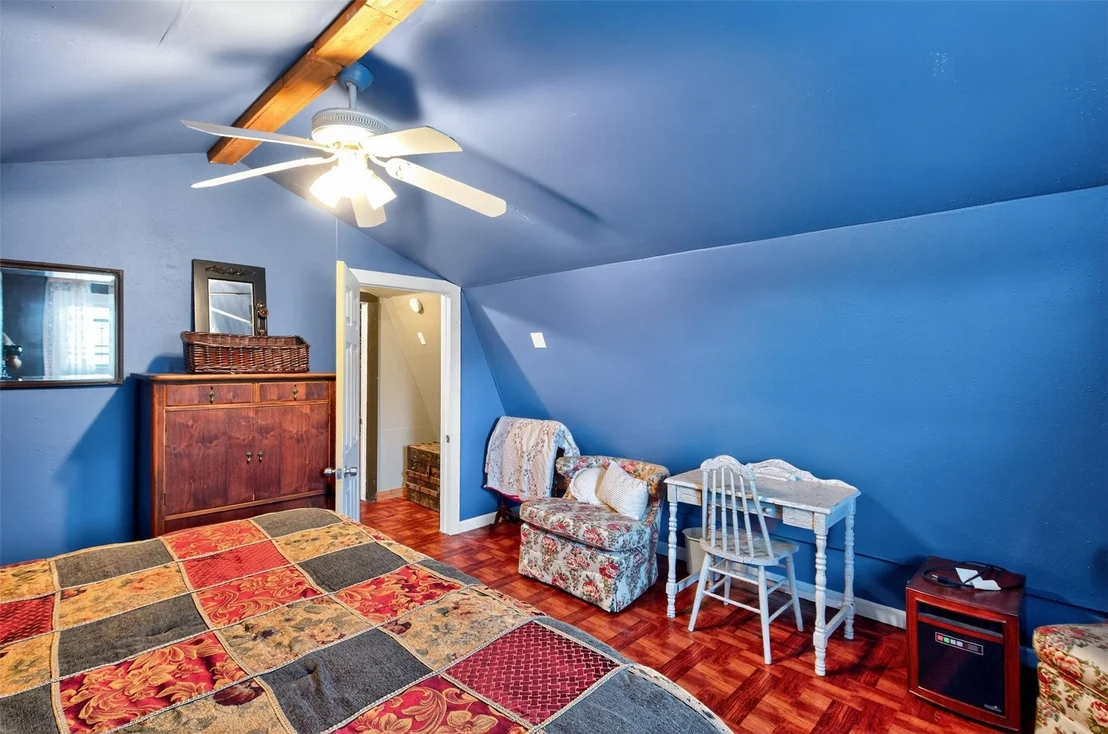 Photo of 702 Birch Hollow Drive