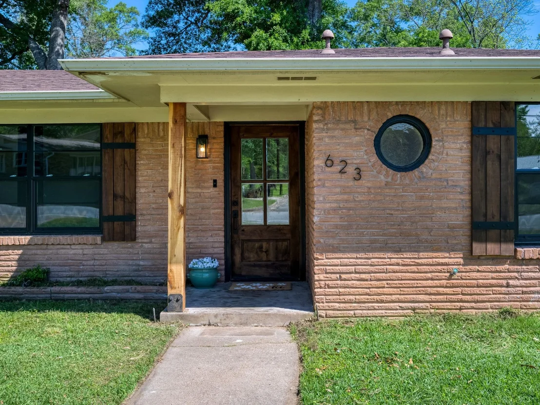 Photo of 623 Beechwood Drive