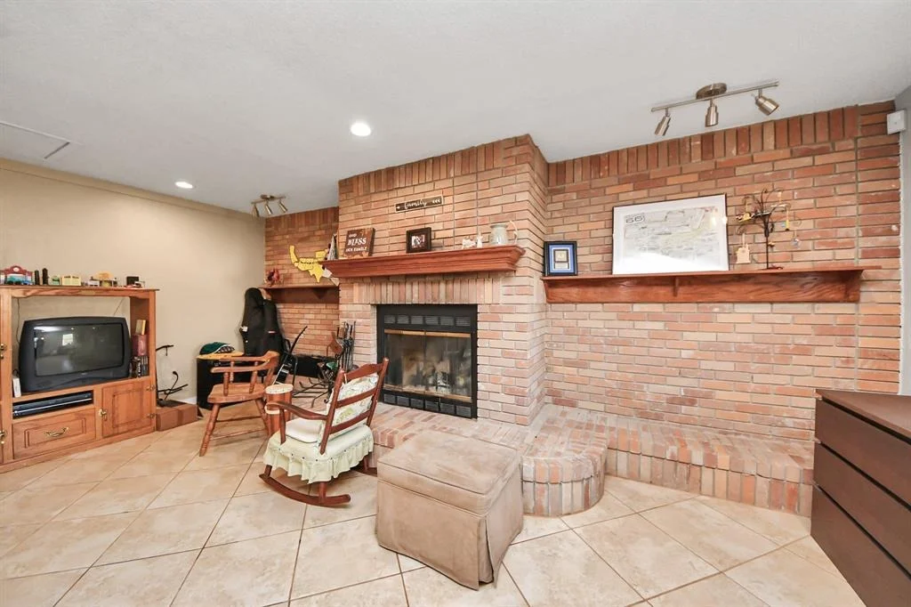 Photo of 20521 Lakeside Drive