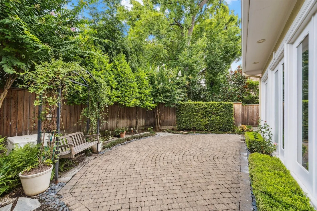 Photo of 5239 Stamper Way