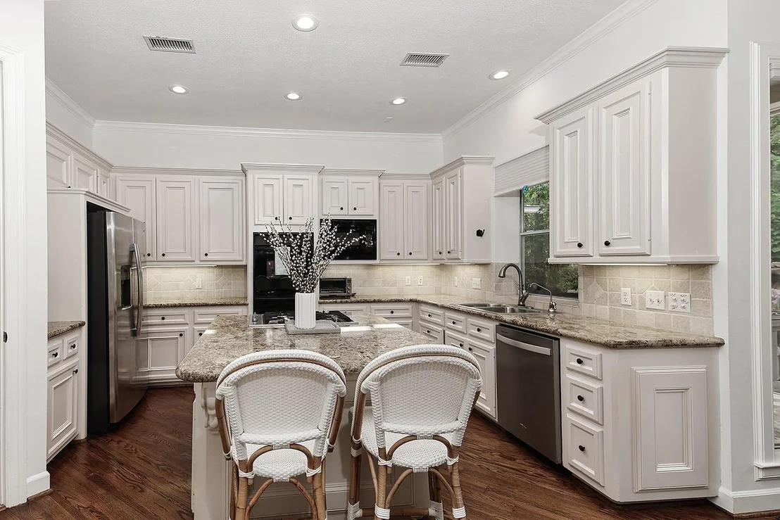 Photo of 6 Orchard Pines Place