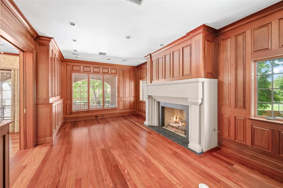 Photo of 1802 Forest Gate Circle