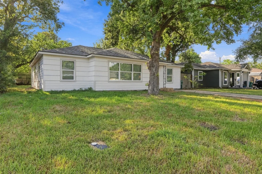 Photo of 1308 Pecan Drive