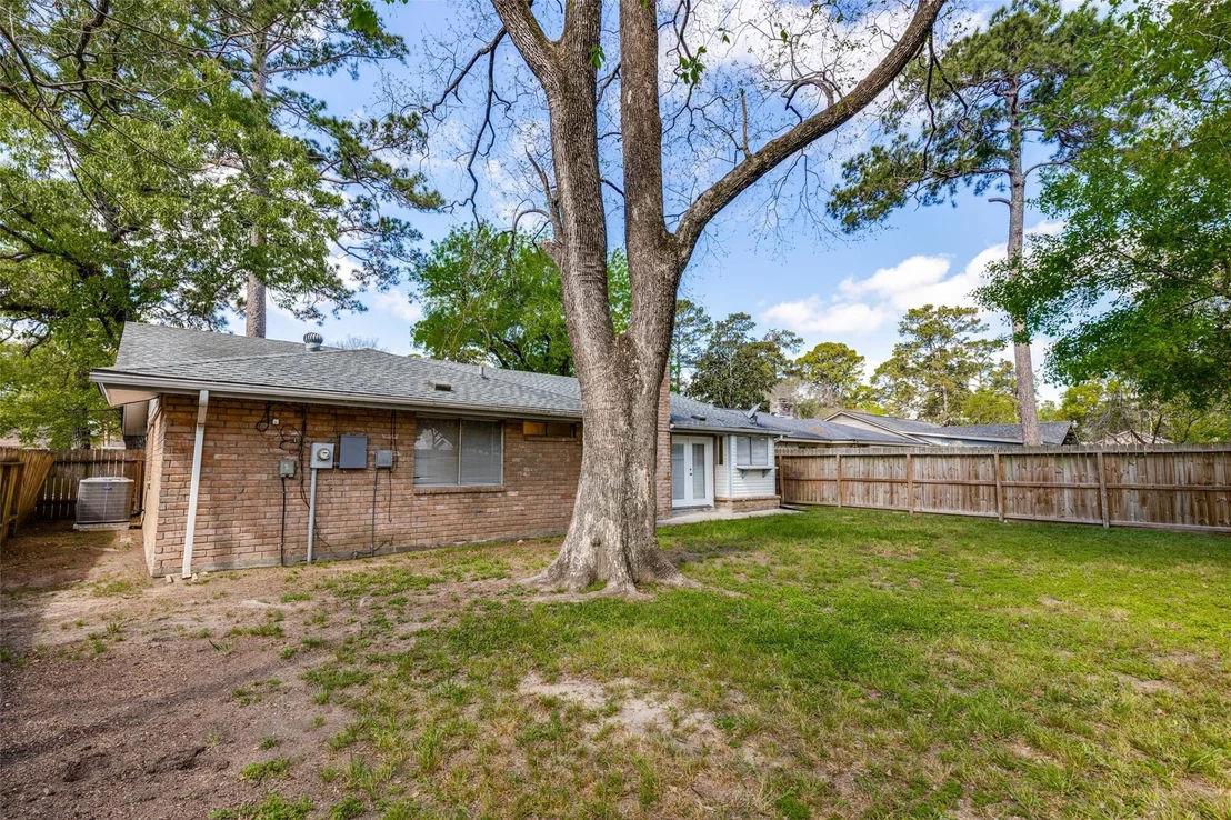 Photo of 23114 Harpergate Drive