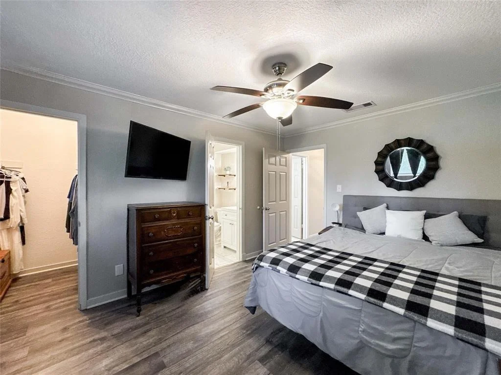 Photo of 712 Molina Drive