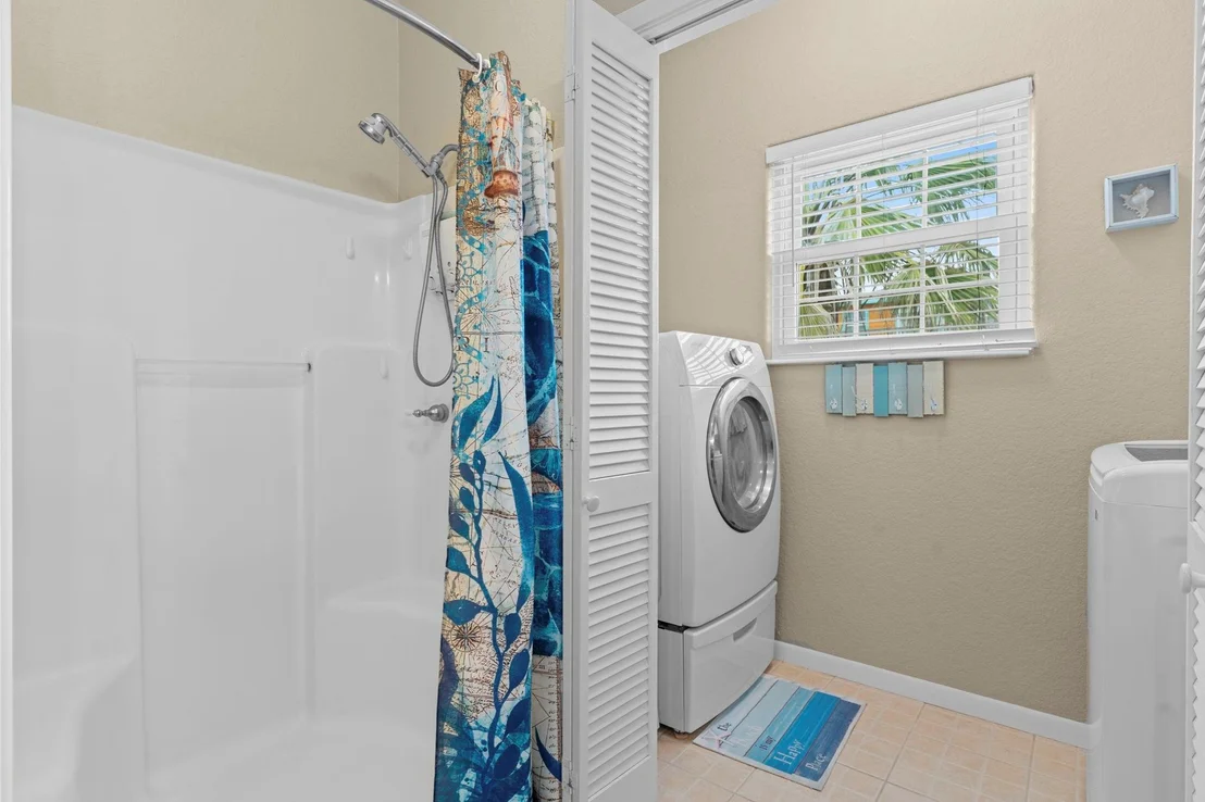 Photo of 702 Surf Drive