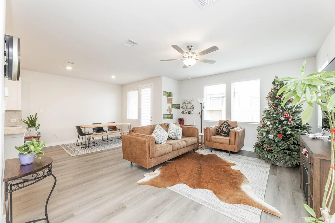 Photo of 9949 Storehouse Drive