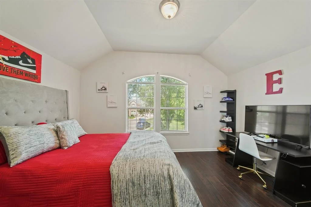 Photo of 2403 Shadow Oaks Drive