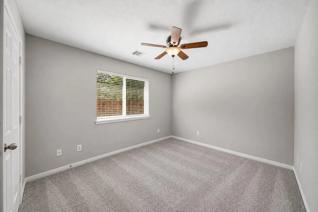 Photo of 12222 Hawthorne Drive