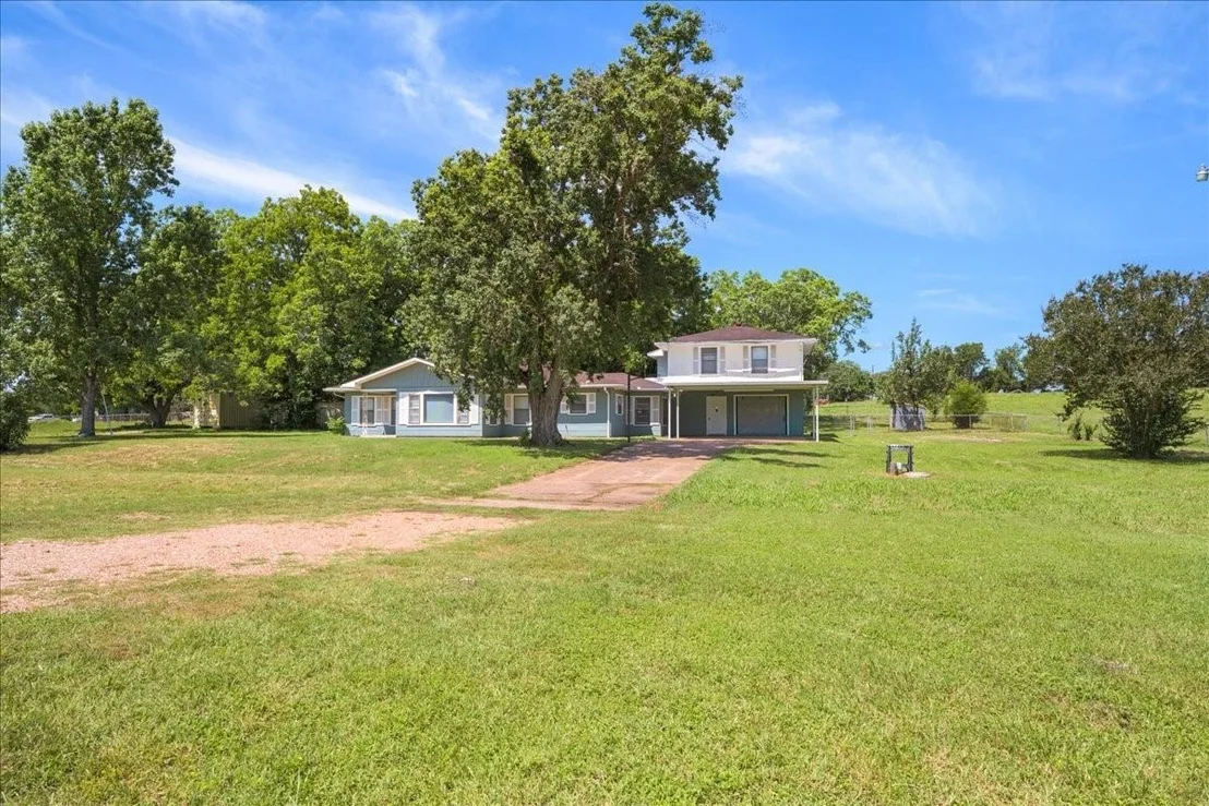 Photo of 8081 Ernst Parkway