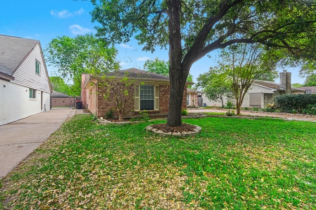 Photo of 22206 Fincastle Drive