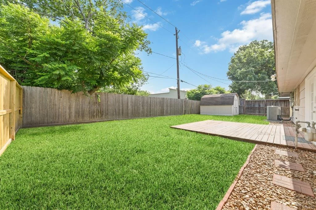 Photo of 6234 Shadow Crest Street