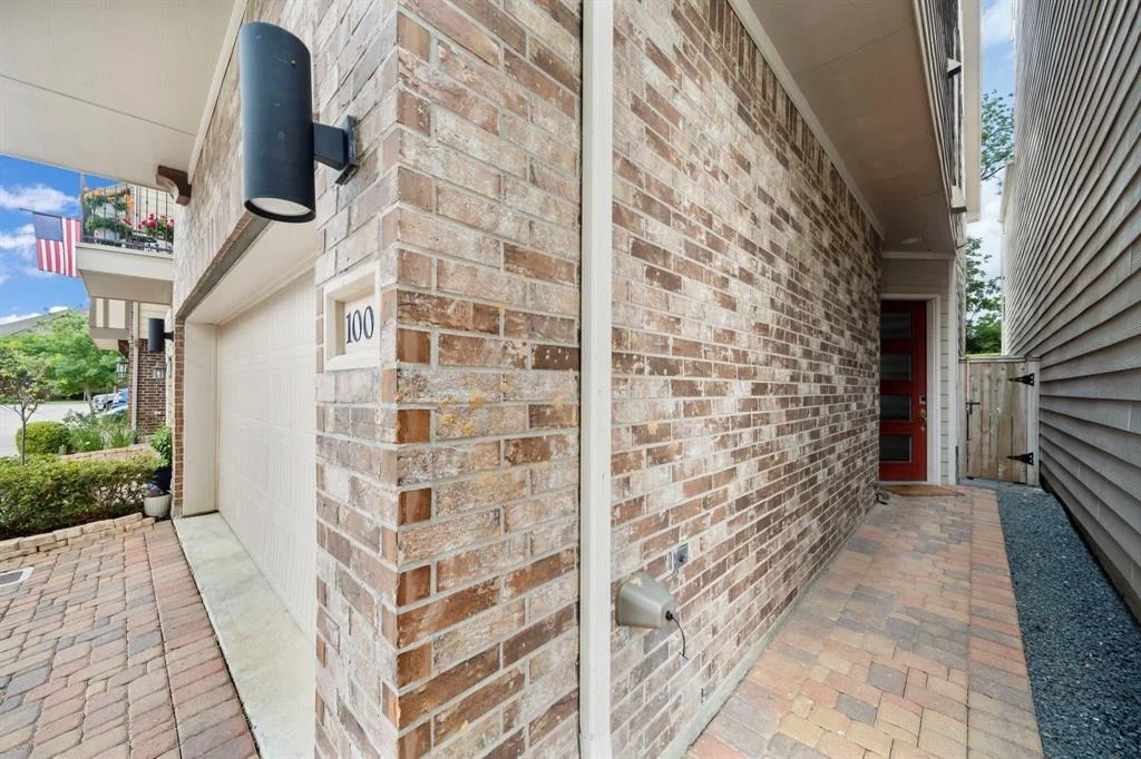 Photo of 1008 Shepherd Oaks Drive