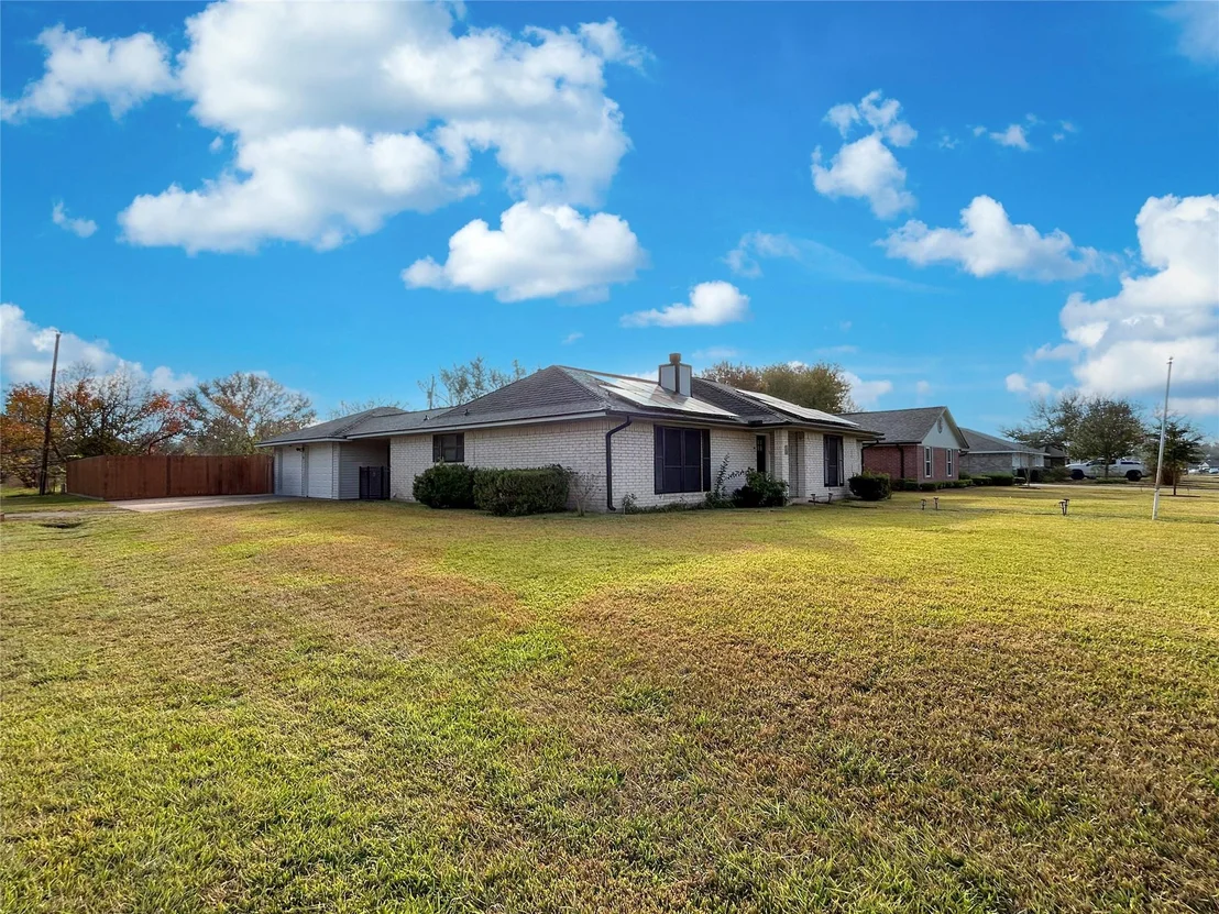 Photo of 6132 Fox Ridge Drive