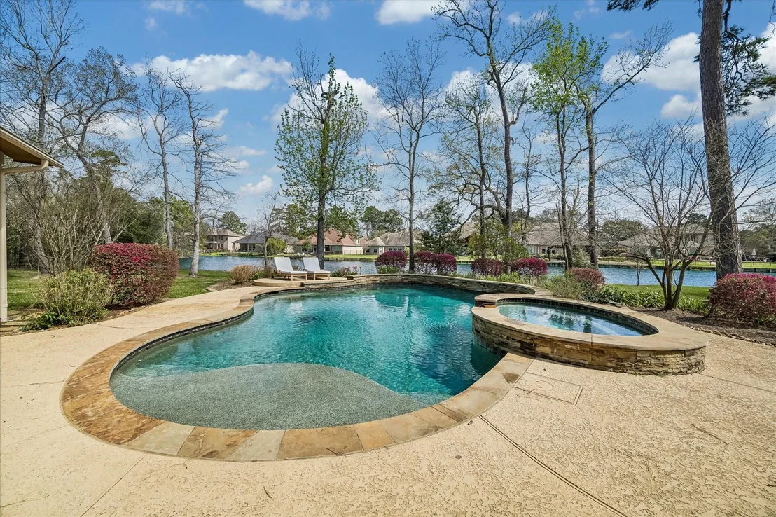 Photo of 21010 Kings River Point Drive