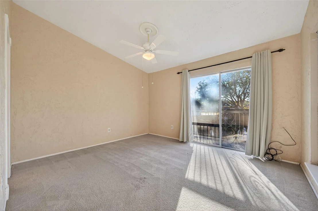 Photo of 805 Lake View Drive