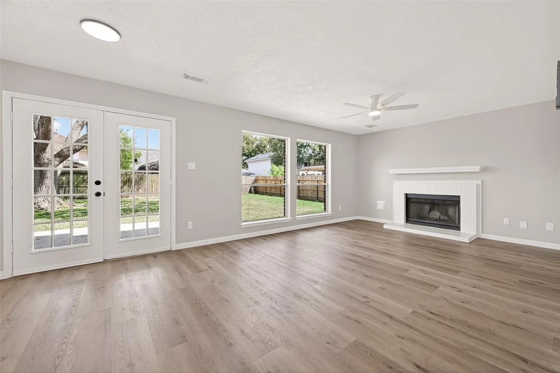 Photo of 1027 Long Prairie Drive