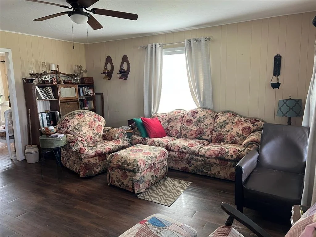 Photo of 10502 State Highway 21 E