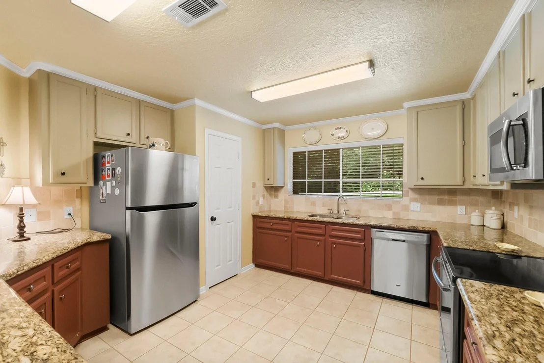 Photo of 292 Apple Valley Drive