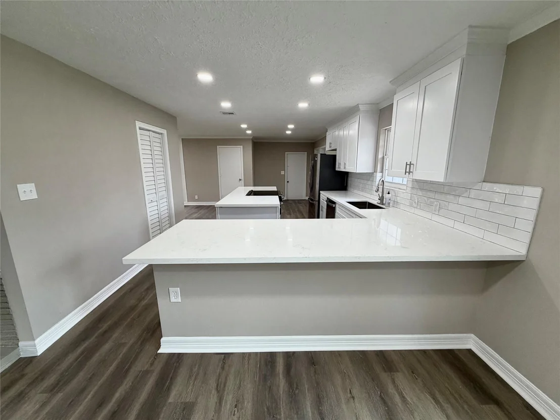 Photo of 306 Oak Drive