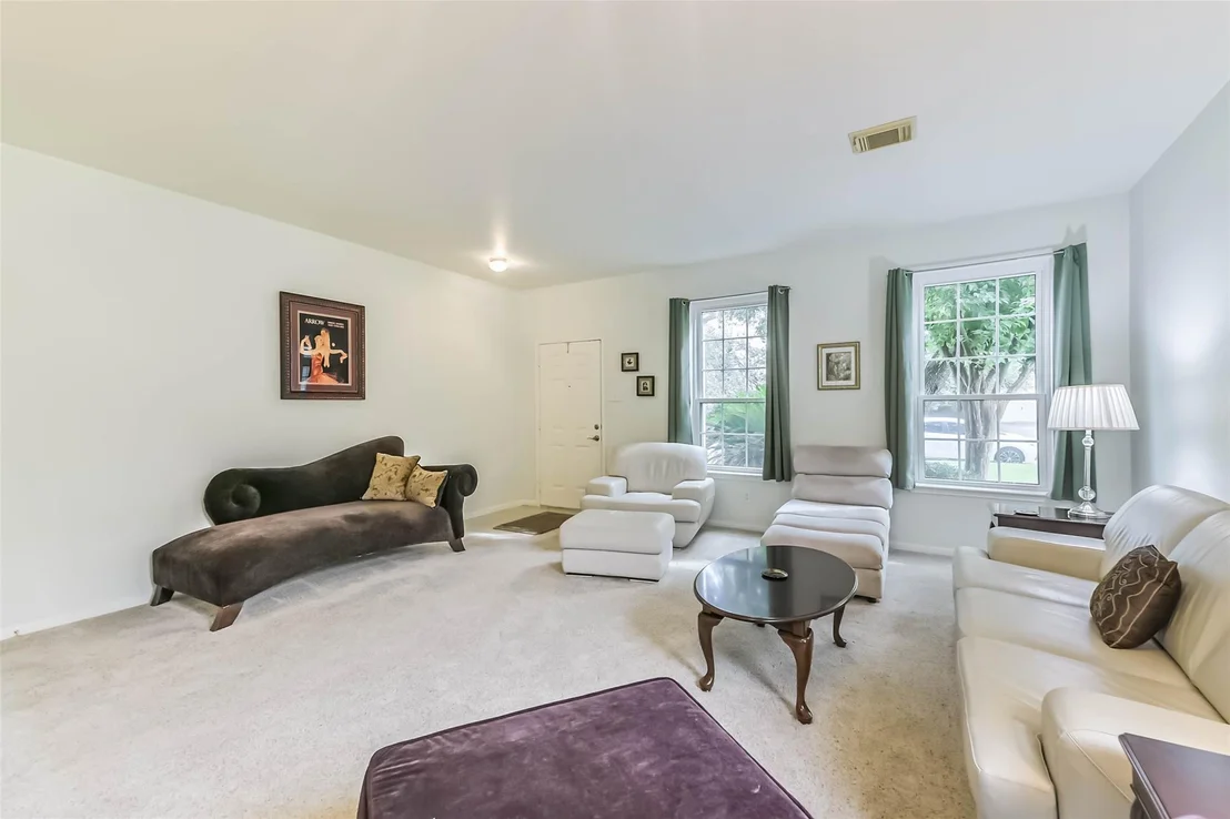 Photo of 21930 Willow Shadows Drive