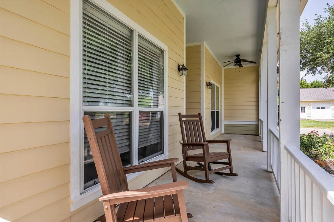 Photo of 1075 Harrisburg Road