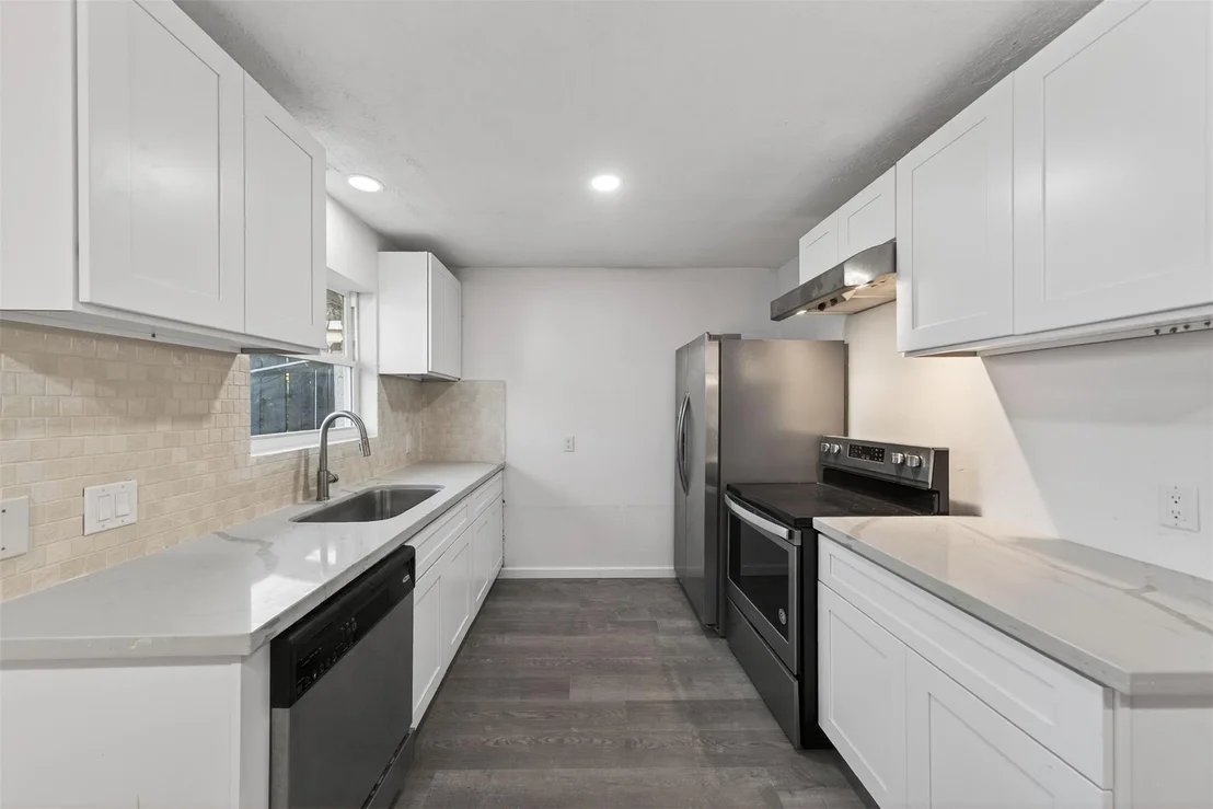 Photo of 4119 Ebbtide Drive