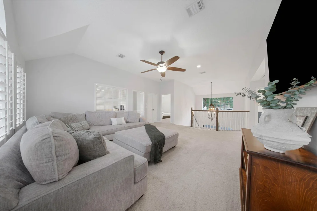 Photo of 79 N Cochrans Green Circle