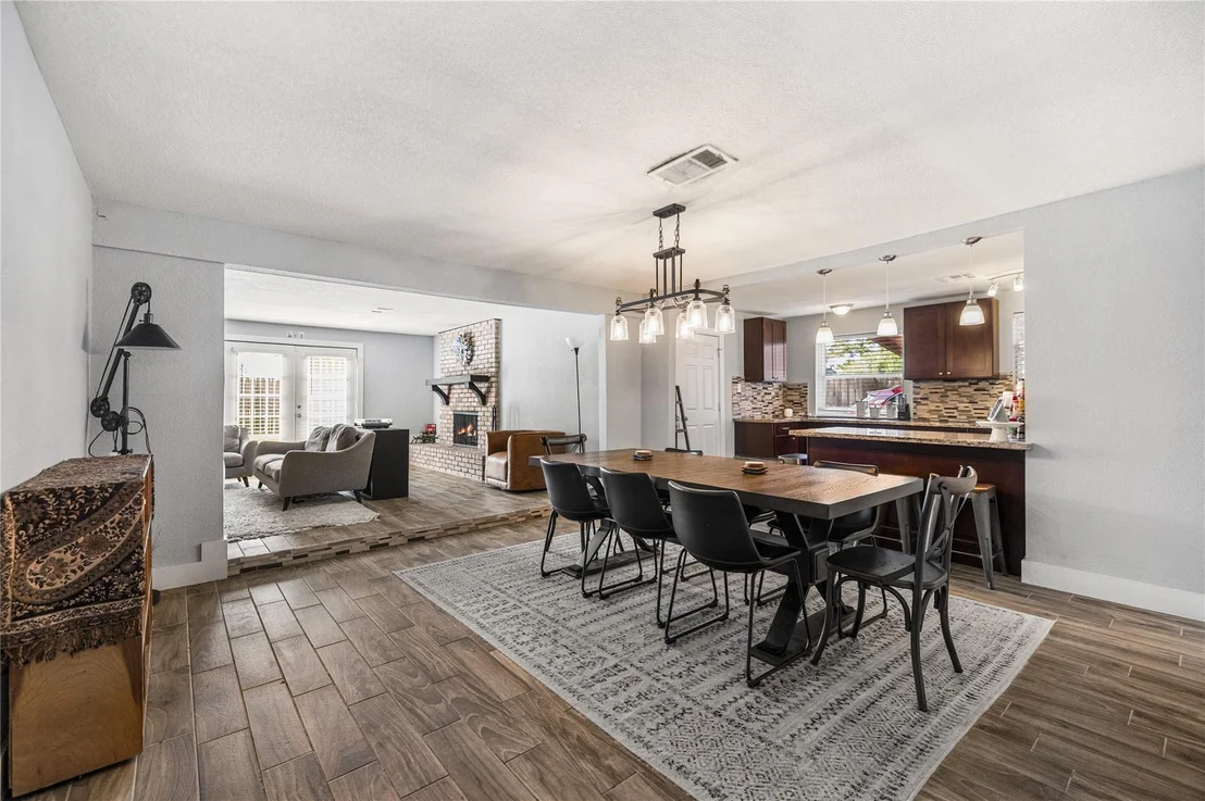 Photo of 10906 Sagecrest Lane