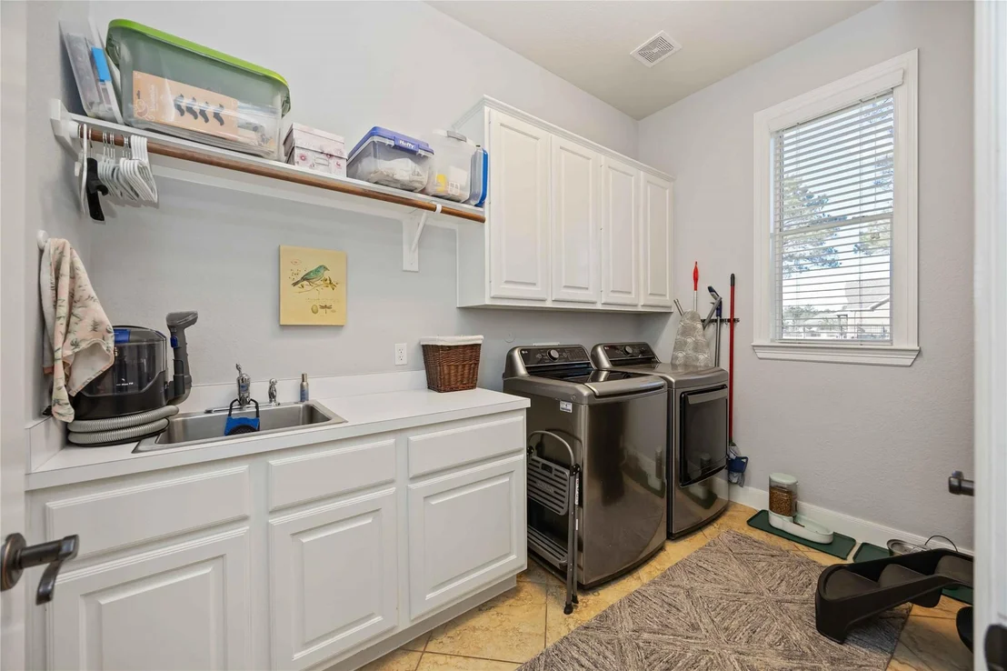 Photo of 27 Highclere Park Drive