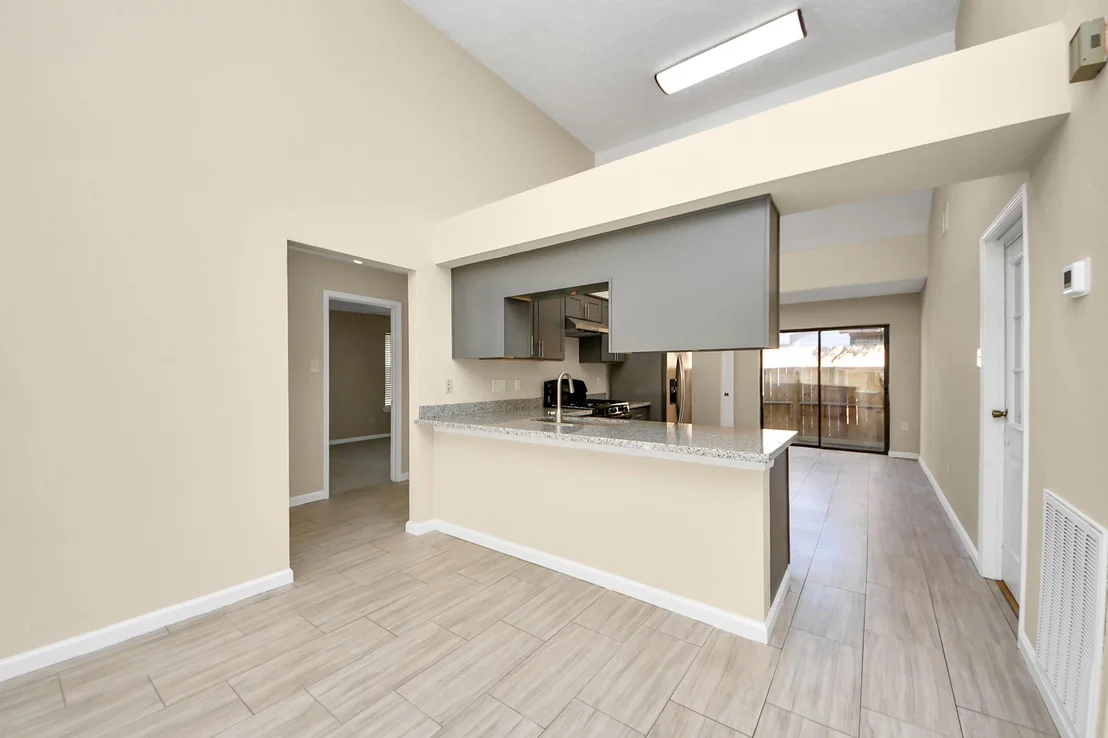 Photo of 6011 Shady Manor Drive