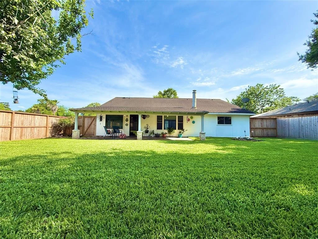 Photo of 5719 Walnutgate Drive
