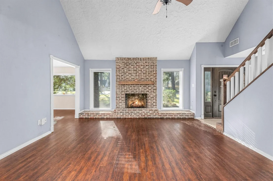 Photo of 8118 Oak Moss Drive