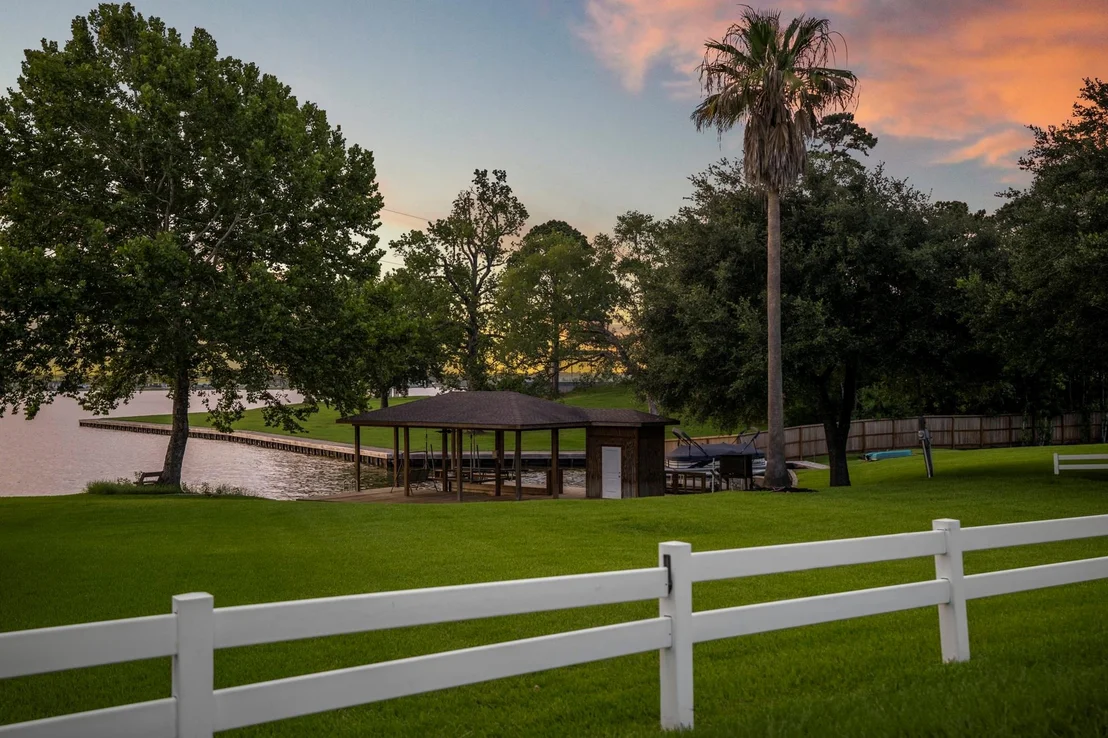 Photo of 9239 Lake Conroe Drive