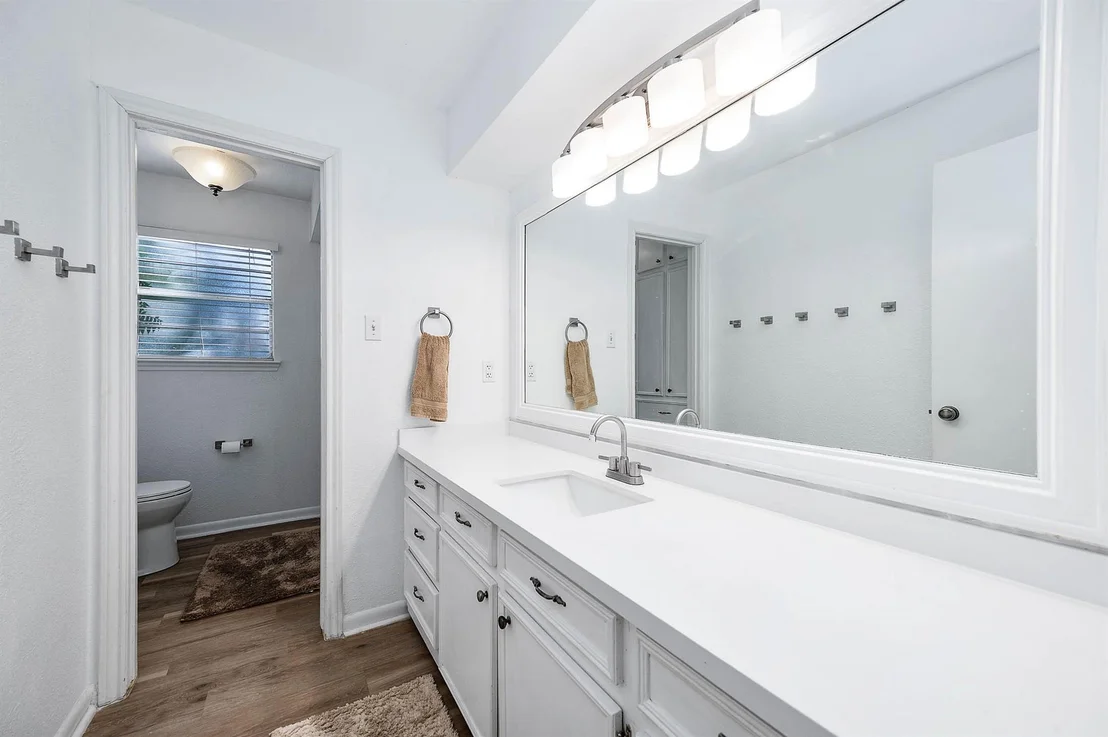 Photo of 26715 Maplewood Drive