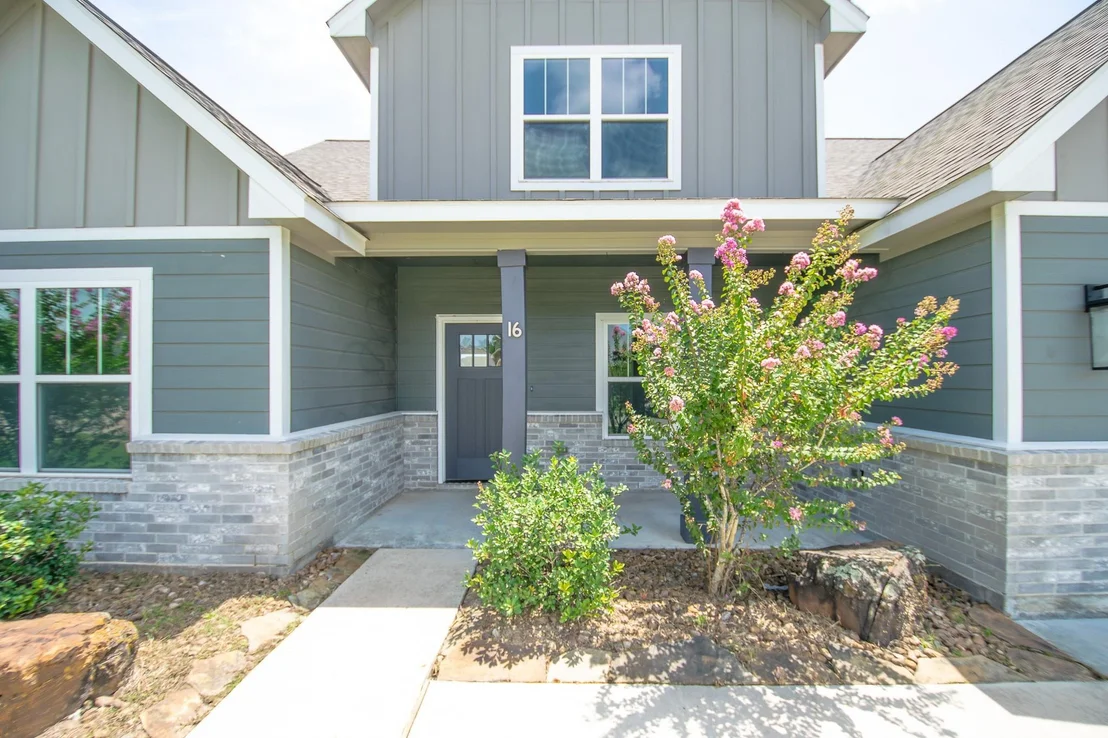Photo of 16 Greystone Court