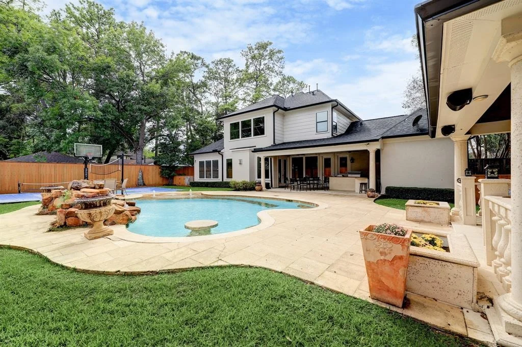 Photo of 1626 Lynnview Drive