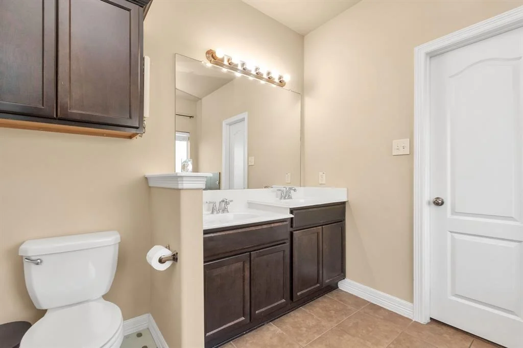 Photo of 2222 Brown Oak Drive