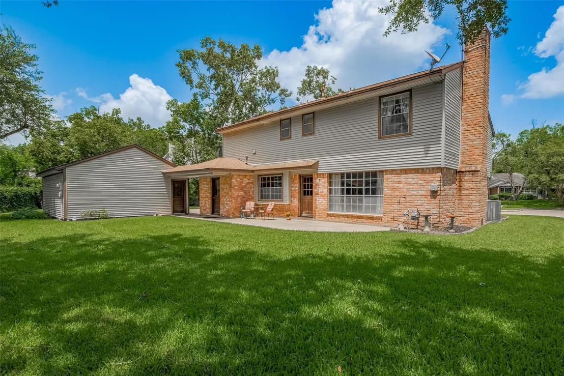 Photo of 1015 Devonport Lane