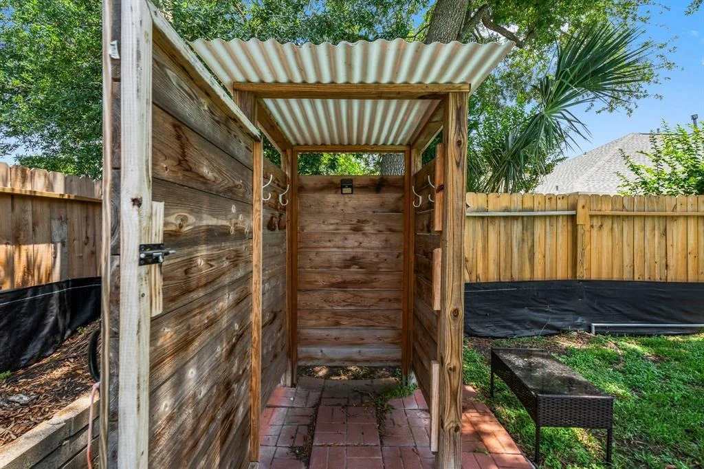 Photo of 3923 Shadow Cove Drive