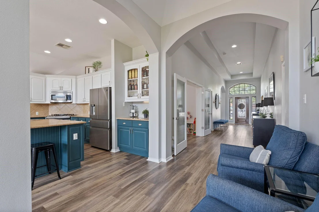 Photo of 31823 Forest Oak Lane