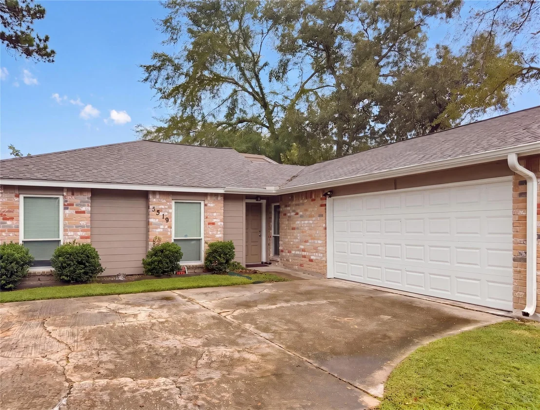 Photo of 5519 Lynngate Drive