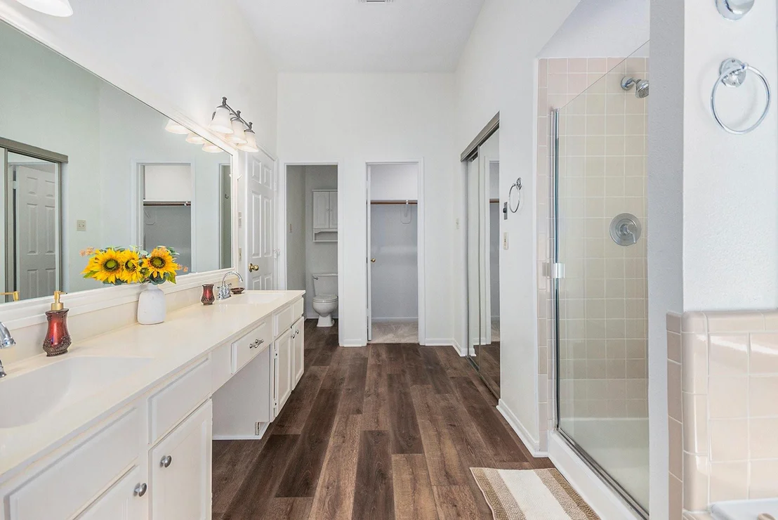 Photo of 1431 New Cedars Drive